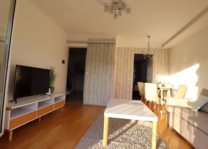 Apartmán Brilliant View Balcony Home, Modern, Stylish And Optional Parking Vídeň