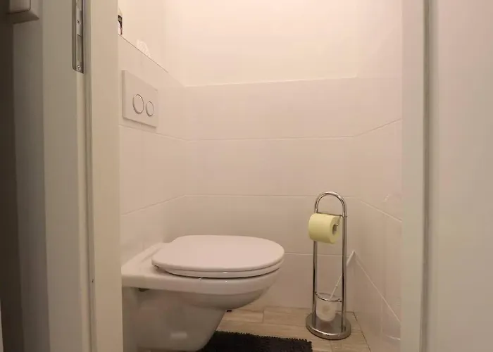Brilliant View Balcony Home, Modern, Stylish And Optional Parking Apartmán *