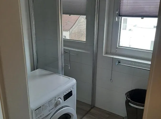 Apartmán Brilliant View Balcony Home, Modern, Stylish And Optional Parking Vídeň